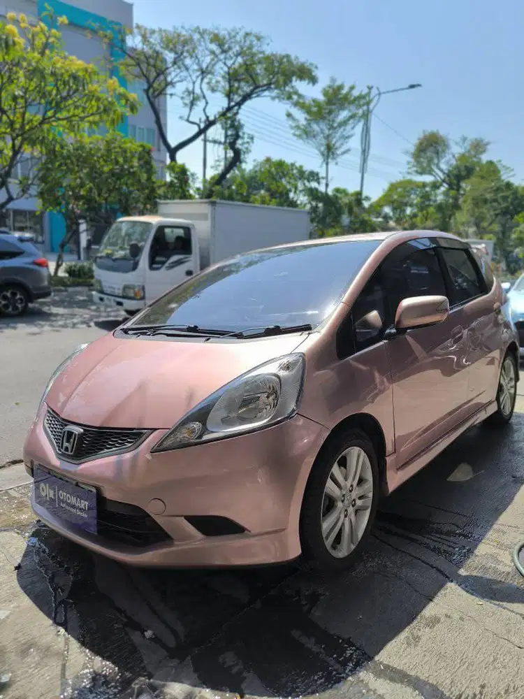 HONDA 2012 JAZZ 1.5 RS A/T MERAH MUDA MURAH OTOMART 286 KENJERAN