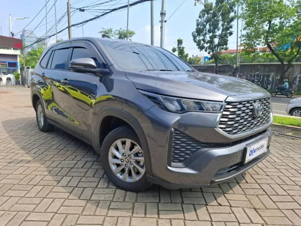 KM Rendah - Toyota Kijang Innova 2.0 Zenix G HV CVT Hybrid-AT 2025