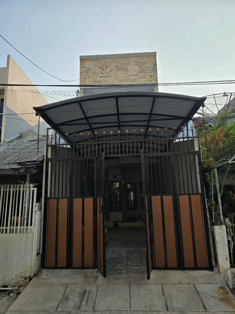 Disewakan rumah di kartini jakpus baru renov