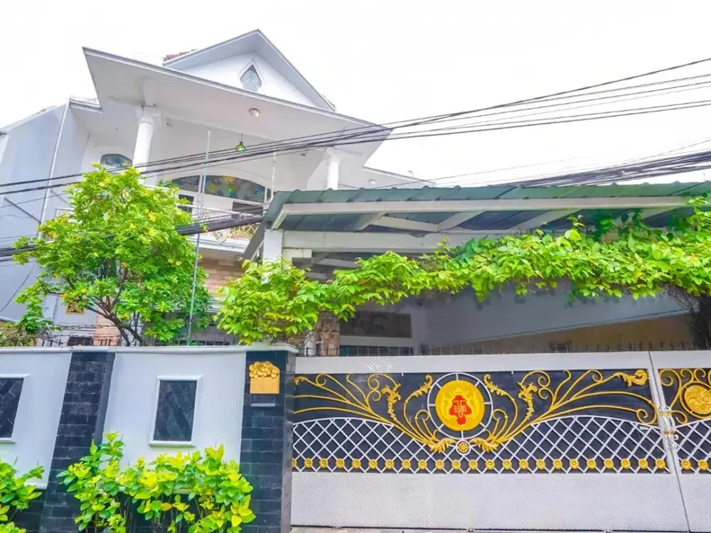 Dijual Rumah 2 Lantai Siap Huni Hadap Utara Dilengkapi Fasilitas Cctv Lokasi Strategis Dekat Aeon Mall Tanjung Barat di Jaksel Iw 18351