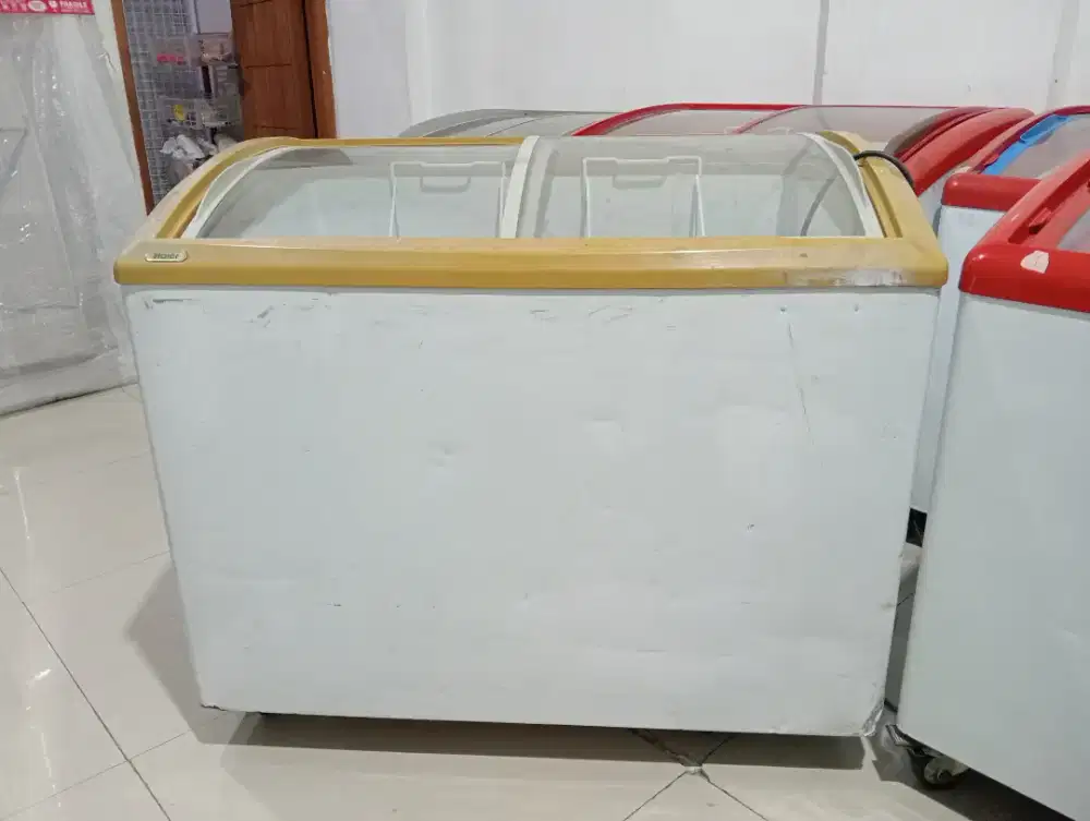Freezer Sliding 260L