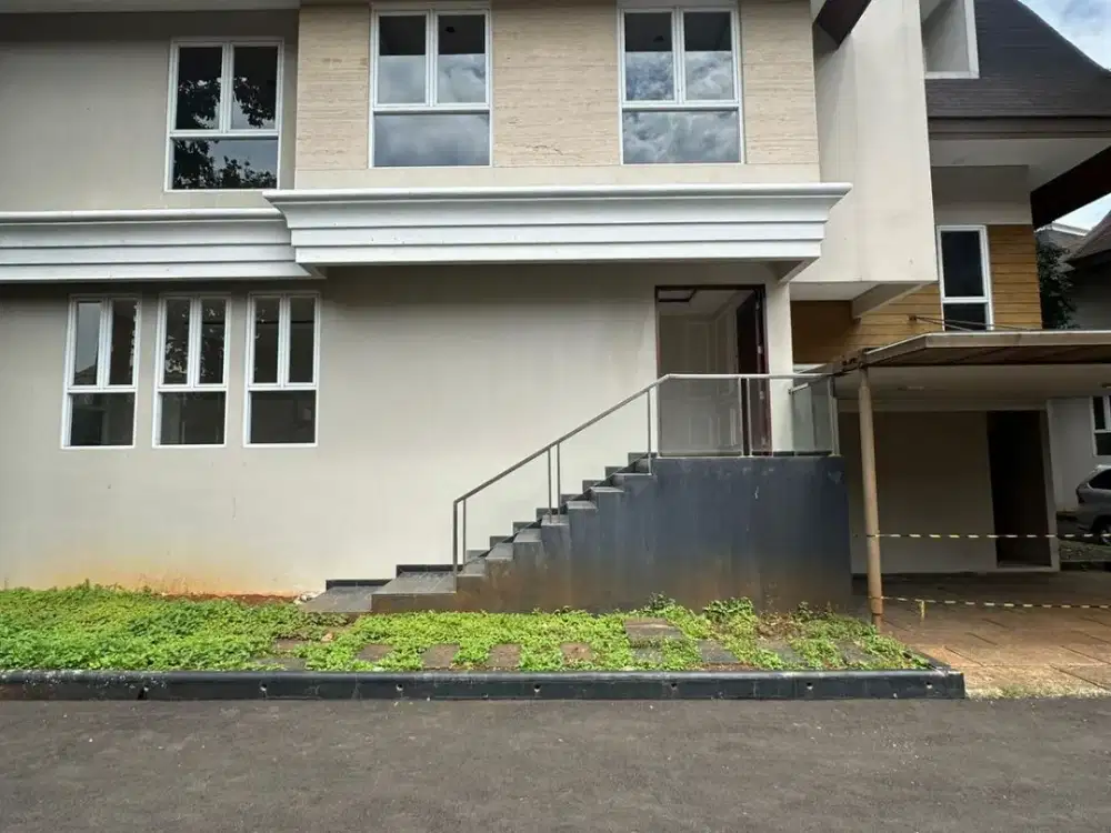 Dijual Rumah Cantik Strategis 3 Lantai Siap Huni Dekat Pondok Indah Mall di Jaksel Iw 18352