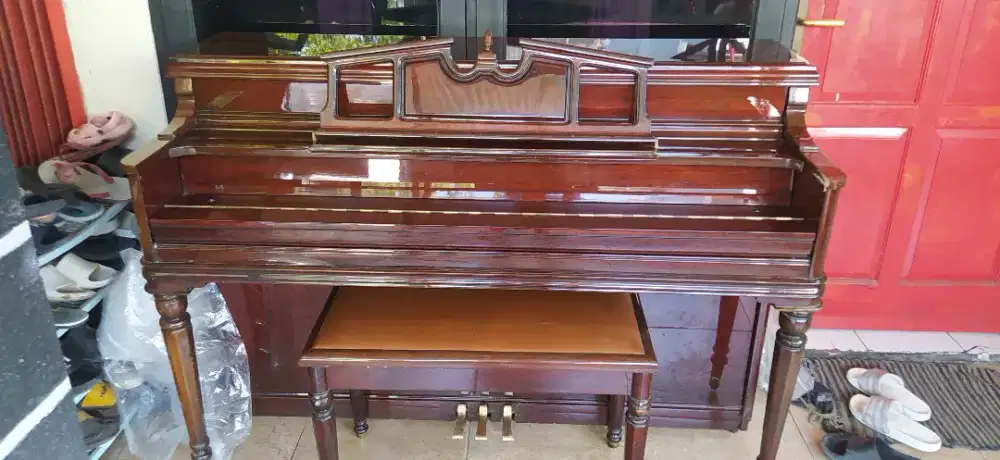 JL piano LOWREY u.s.a