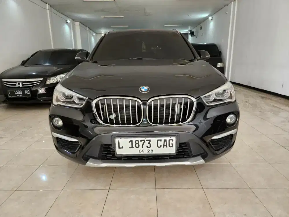 BMW X1 SDRIVE 18I AT LINE