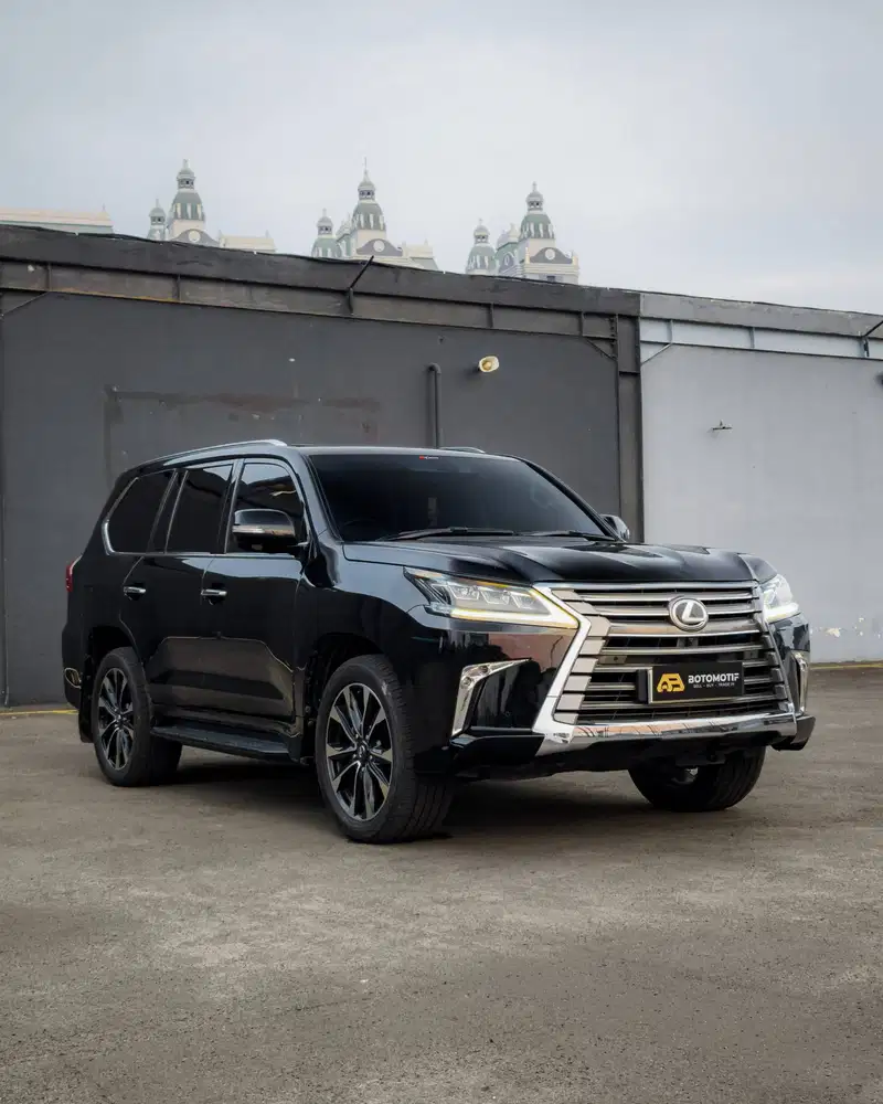 Lexus LX570 4x4 AT *Facelift 2016 Luxury* 2010