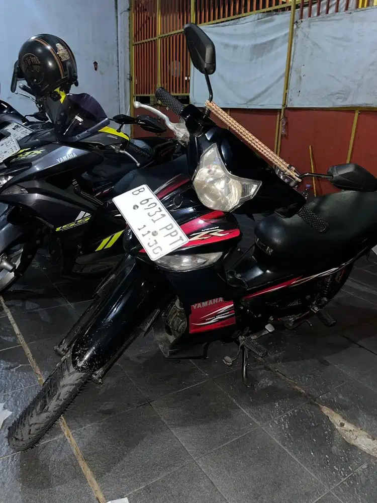 YAMAHA VEGA ZR 2010