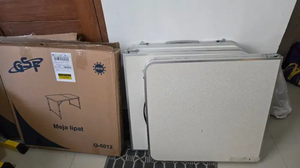 Meja koper lipat preloved