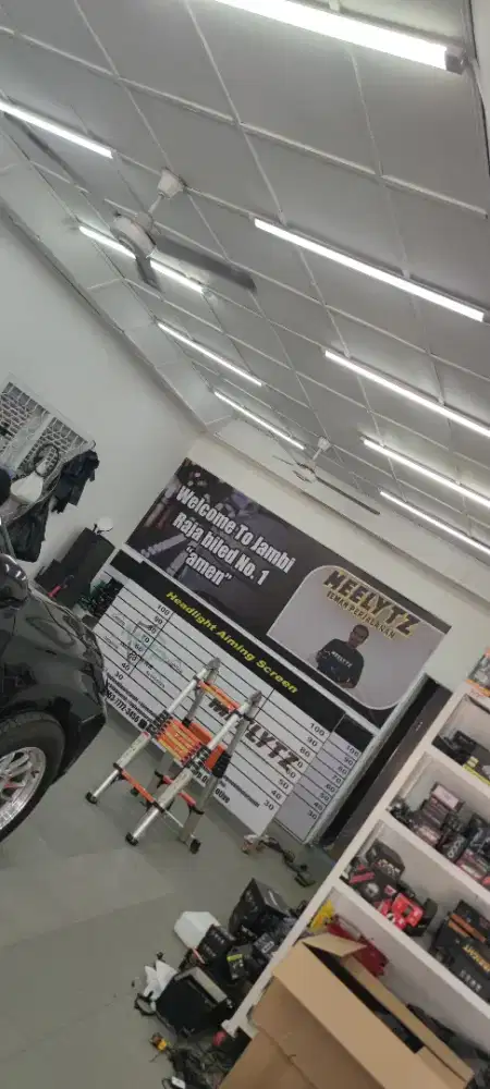 Teknisi Lampu Biled