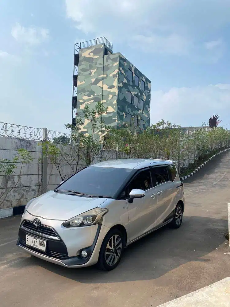 Toyota Sienta 2017 Bensin