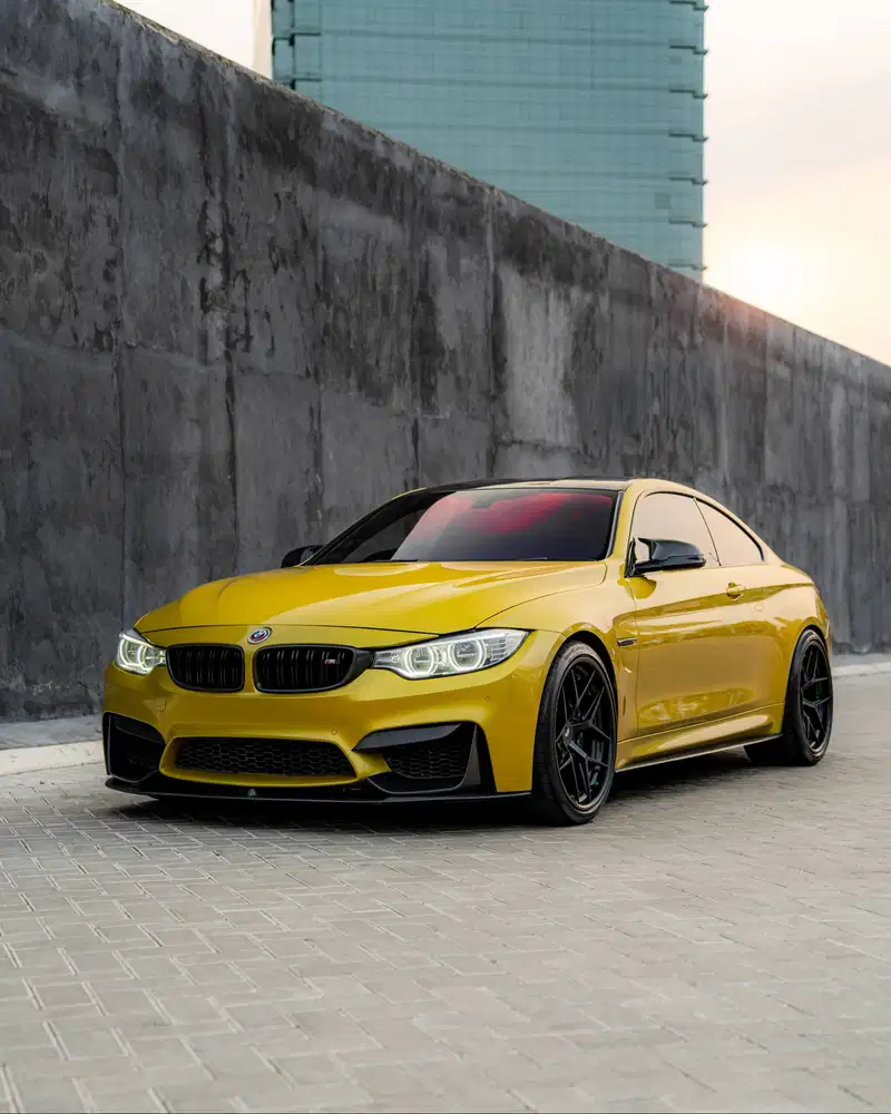 BMW M4 Coupe F82 Austin Yellow Metallic 2014