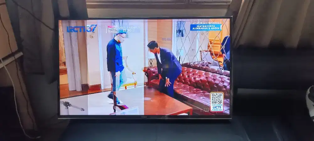 TV LED Digital Samsung 43 inchi