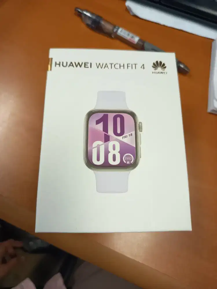 Jam digital huawei watch fit 4