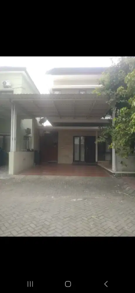 Dijual rumah di perumahan taman tiara