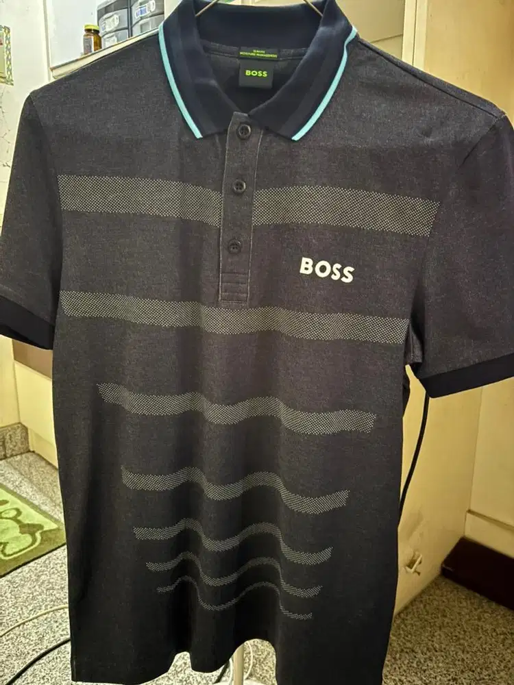 Baju Hugo Boss Slim fit and Moisture Moderation