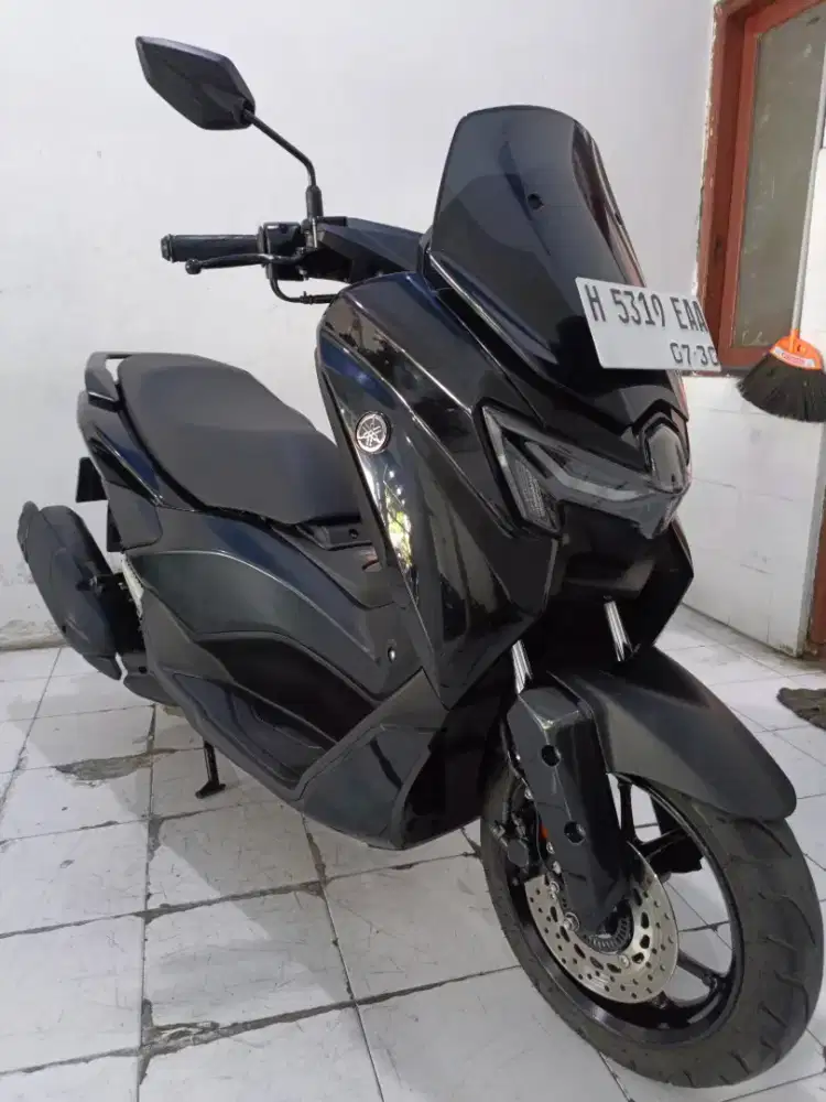 yamaha n max neo 2025 hitam