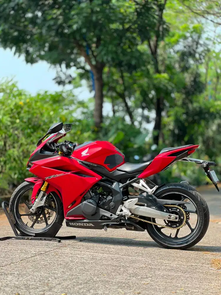 HONDA CBR 250RR NON ABS MERAH DOFF 2018 KM 9K PAJAK PANJANG SIAP JALAN
