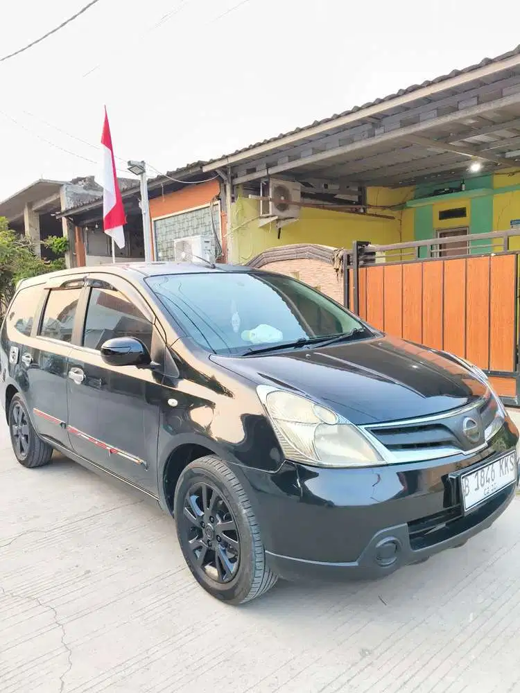 Nissan Grand livina 2012 Bensin