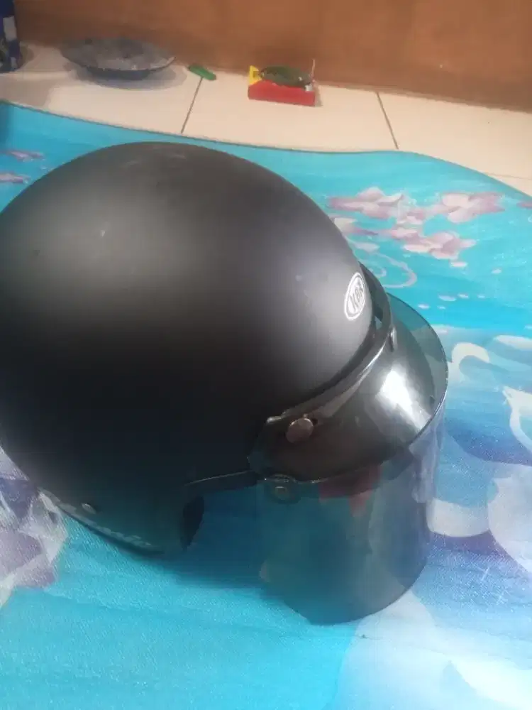 Di jual cepat helm