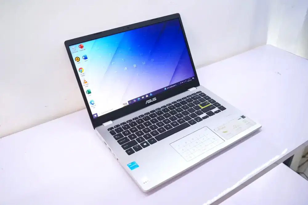 ASUS VIVOBOOK E410KA.Intel N4500.RAM4GB.SSD512GB.14inch FHD