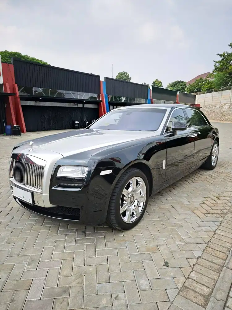 Rolls Royce Ghost EWB 2011