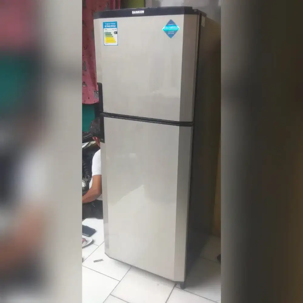 Sanken Kulkas 2 Pintu Normal Dingin Beku Joss Gress TerawatNo Kendala