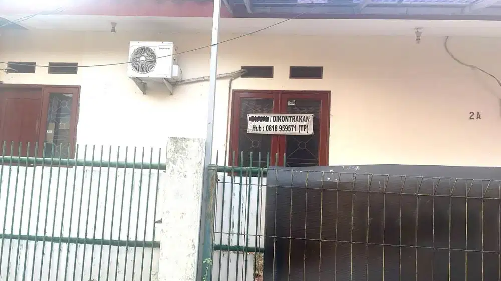 Rumah Disewakan Tebet Barat Dalam | 2 KT, 2 KM | Carport 2 Mobil | Sia