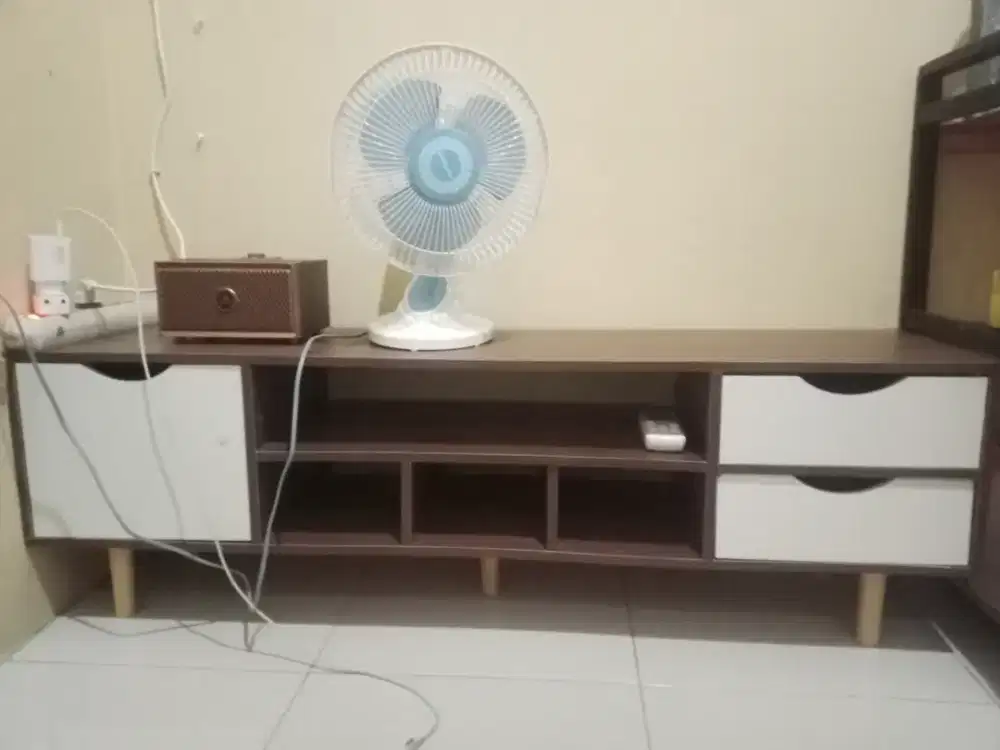 Jual meja tv ukuran 160x40