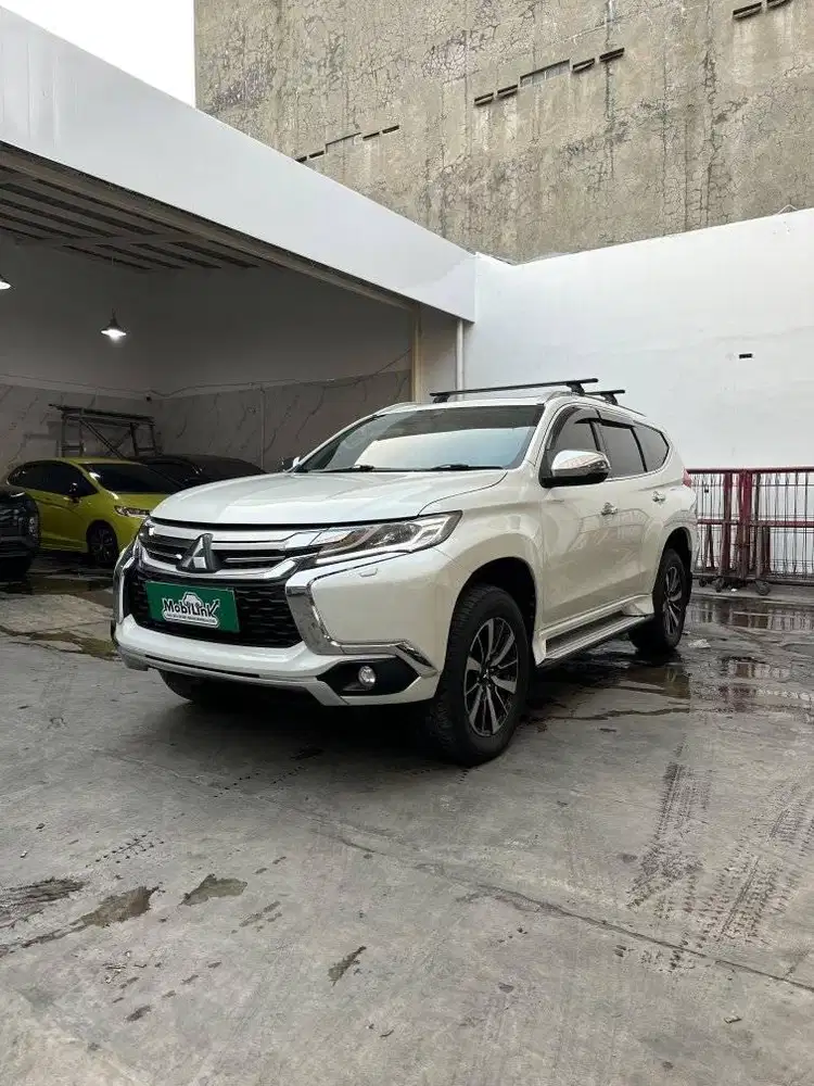 DP 10JT PAJERO SPORT DAKAR 4X2 AT 2016