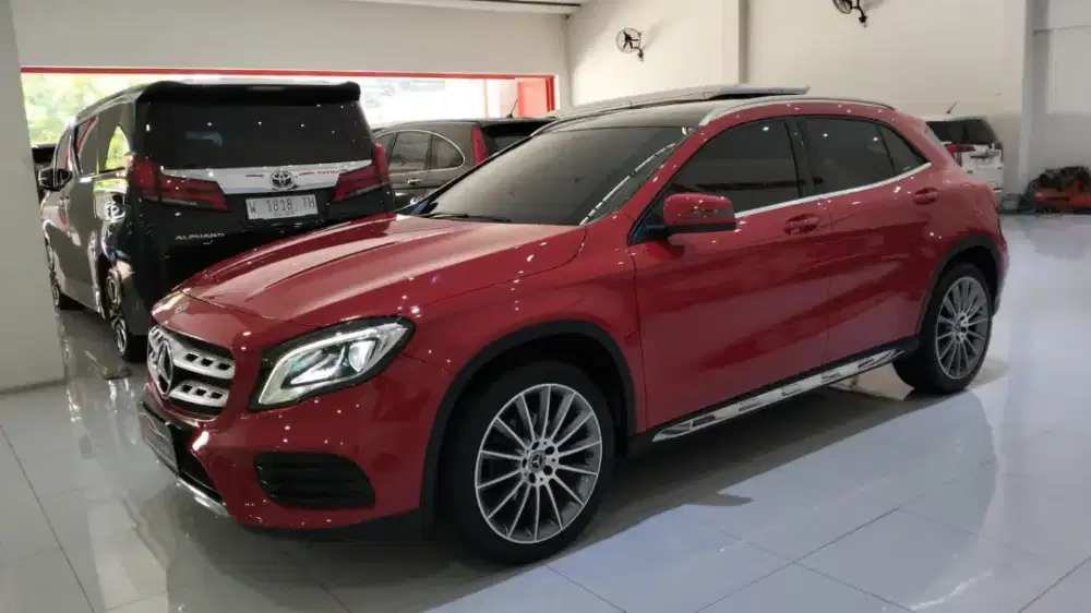 MERCY GLA200 AMG 2019