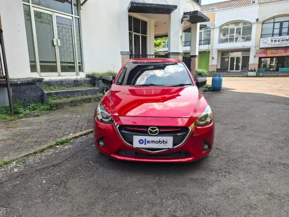 LOW DP - Mazda 2 1.5 Skyactiv Bensin-AT Automatic-2015