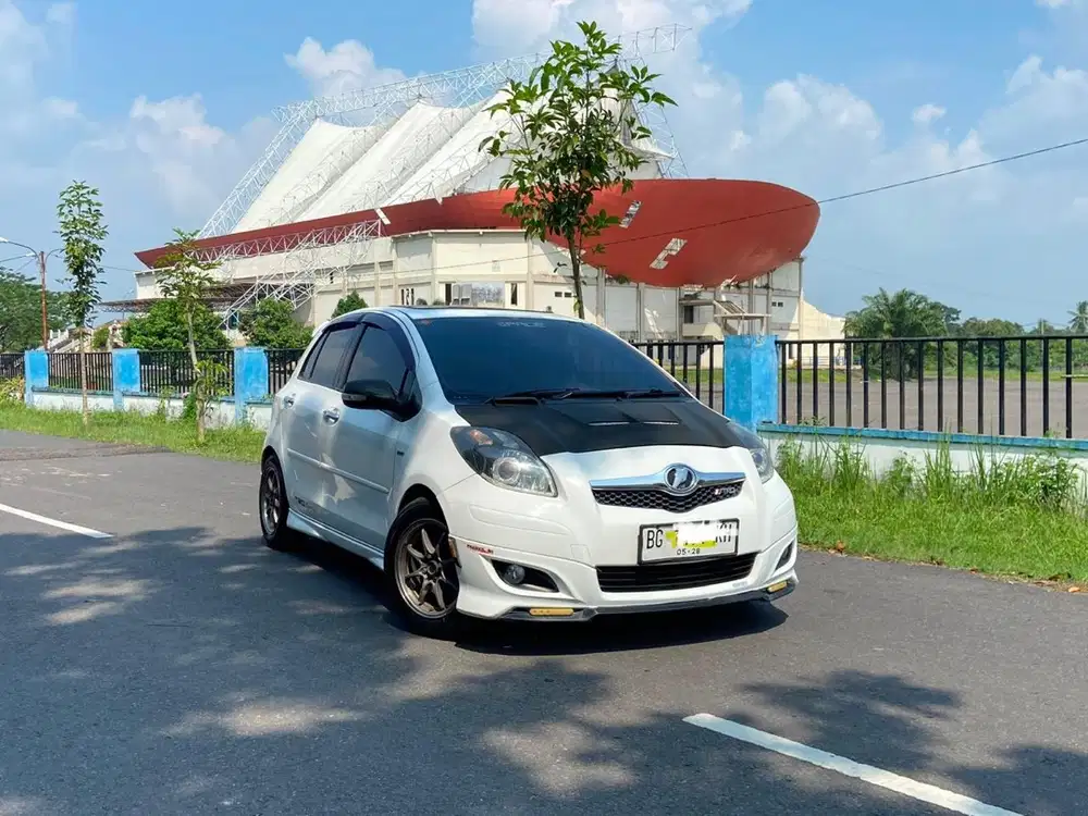 Toyota Yaris S Limited Tahun 2011