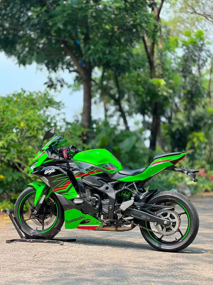 KAWASAKI ZX25RR ABS QS TFT KRT 2023 HIJAU KM LOW PAJAK HIDUP RASA BARU