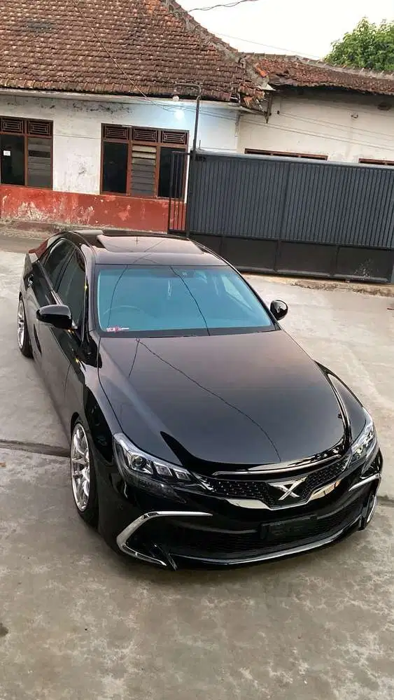 Toyota Mark X 2012