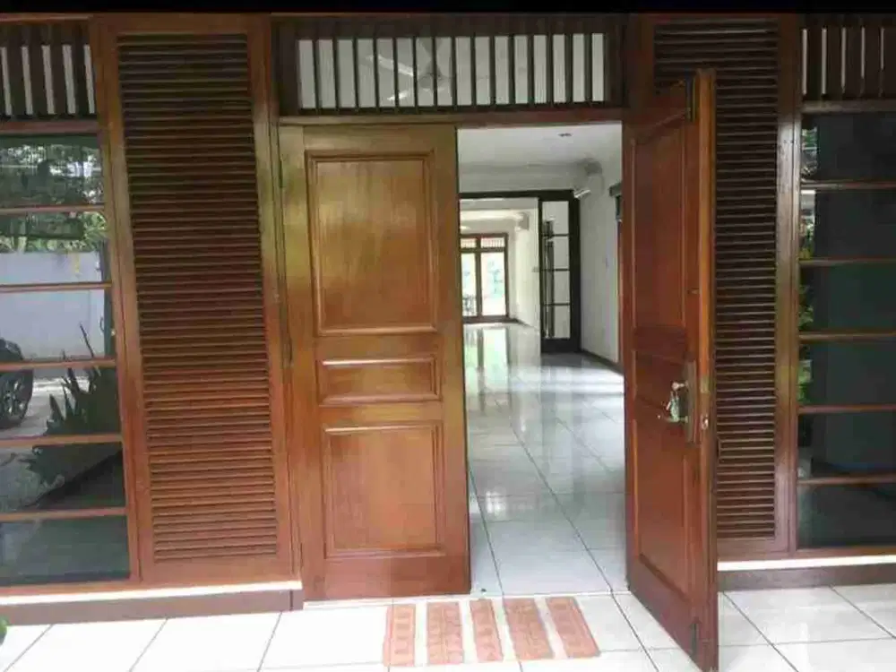 For Rent Rumah di Kemang Harga Rp. 600 jt/ thn