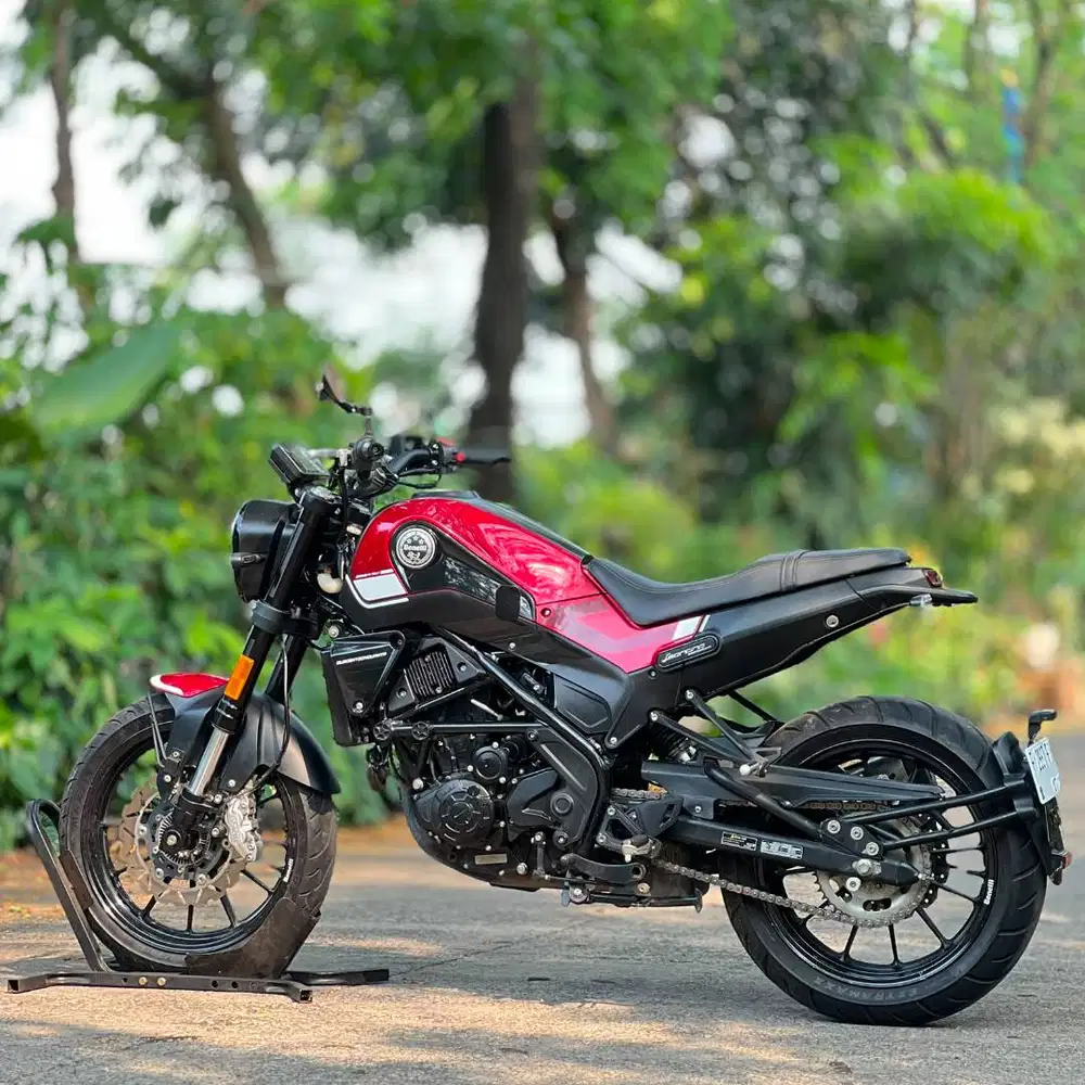 BENELLI LEONCINO 250 ABS 2023 MERAH KM LOW PAJAK PANJANG FULL ORIGINAL