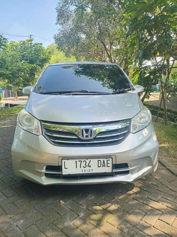 Honda Freed 2012 Bensin