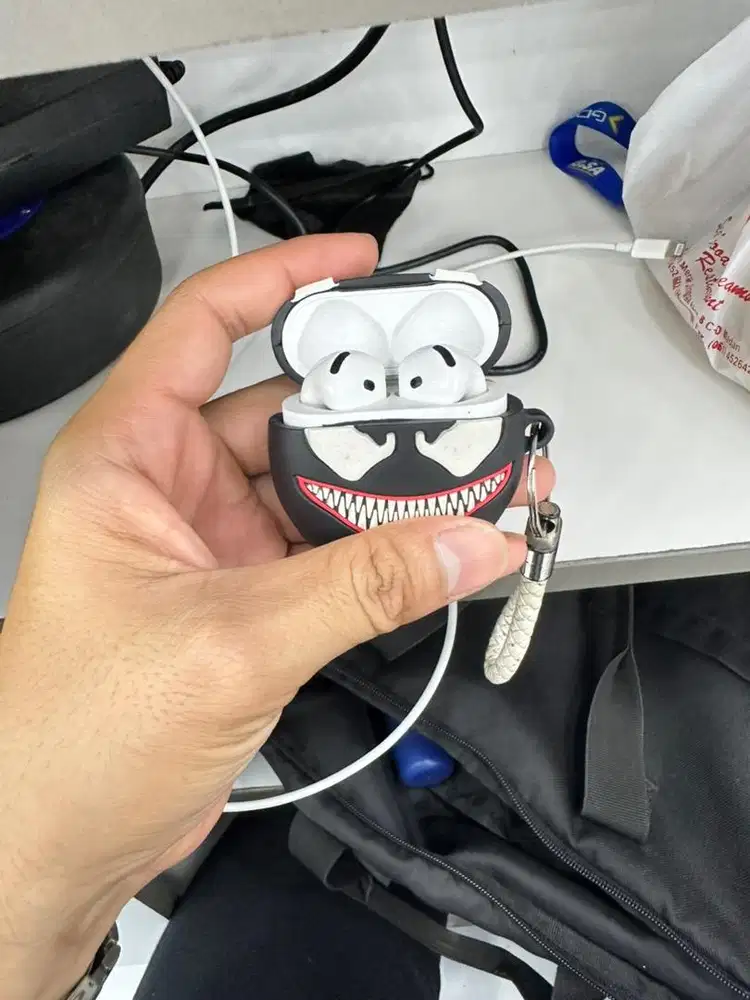 JUAL AIRPODS 4 NON ANC IBOX MASIH GARANSI!