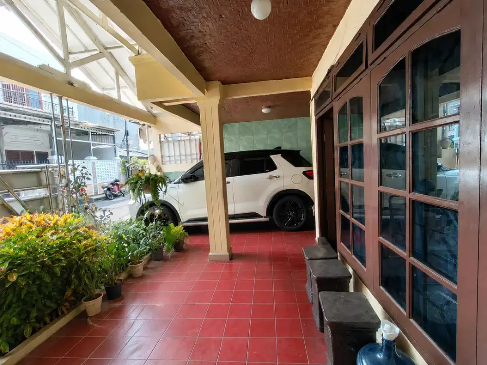 Harga Murah Rumah Siap Huni Dalam Perumahan Hadap utara di Taman Meruya Ilir Jakarta Barat