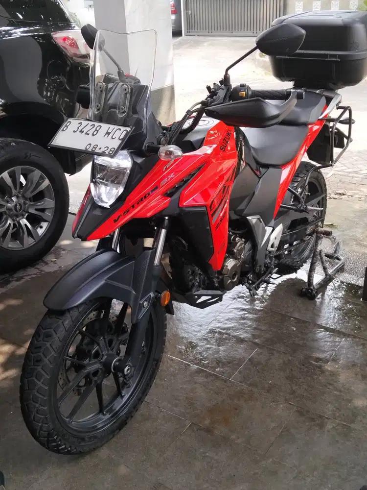 Dijual Suzuki V-Strom 250 SX tahun 2023.