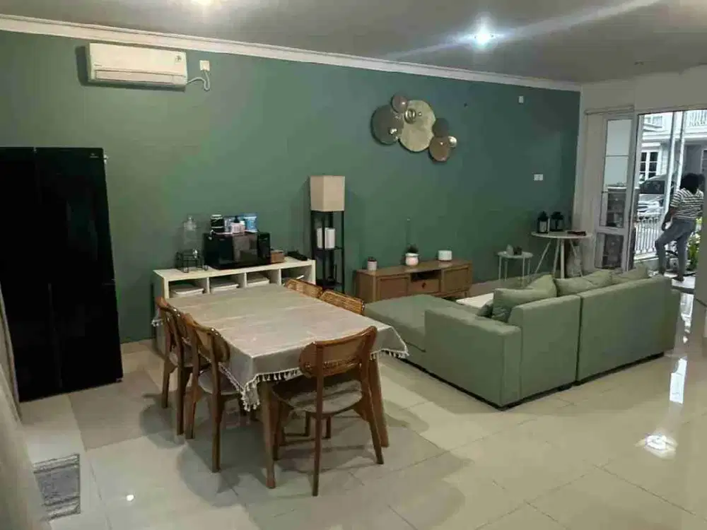 Rumah Jual Granada Alicante Gading Serpong Bagus Rapi Jual Semi Furnish Dekat Mall