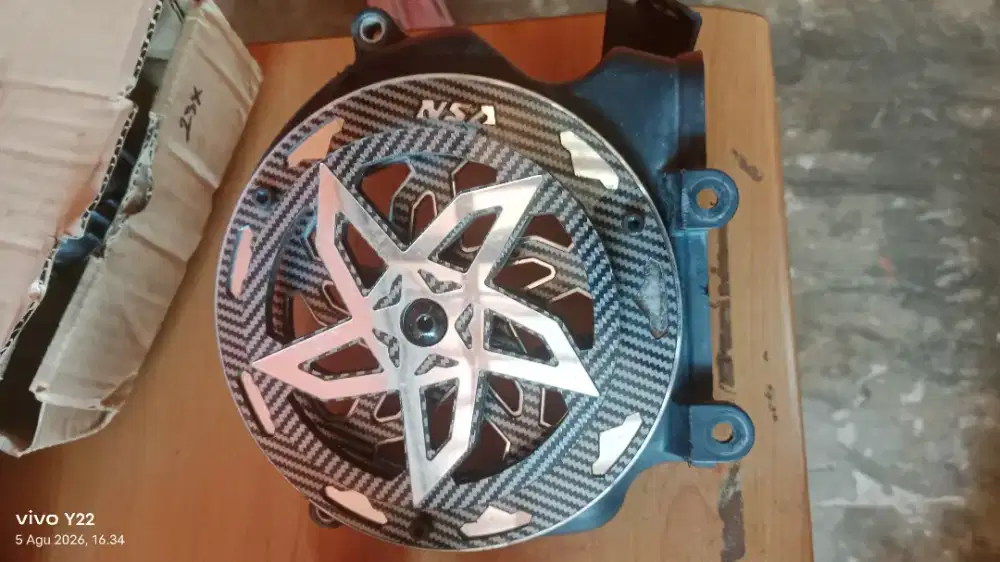 Spinner carbon bintang