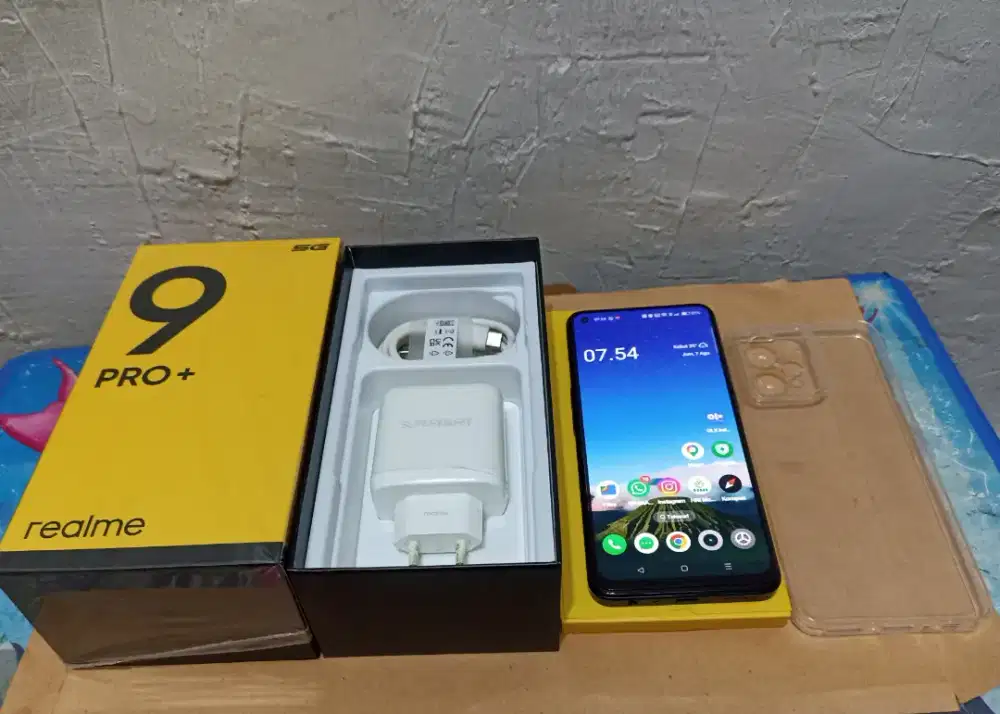 Realme 9 pro+ 8/256