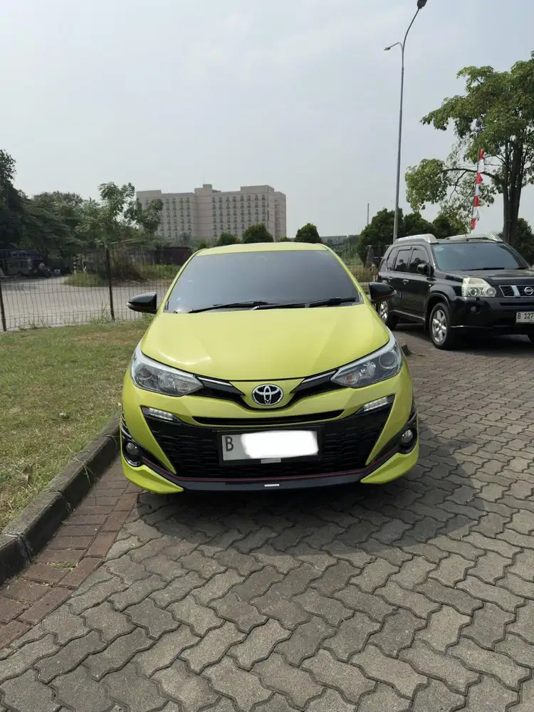 Yaris S TRD AT Matic 2018 Kuning Joker