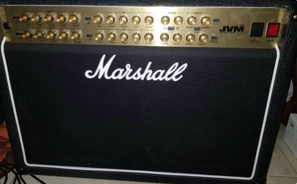 Marshall JVM 410C 100W