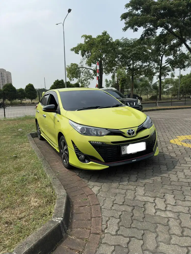 Yaris S TRD 2018 AT Matic Joker Hatchback Terawat warna spesial
