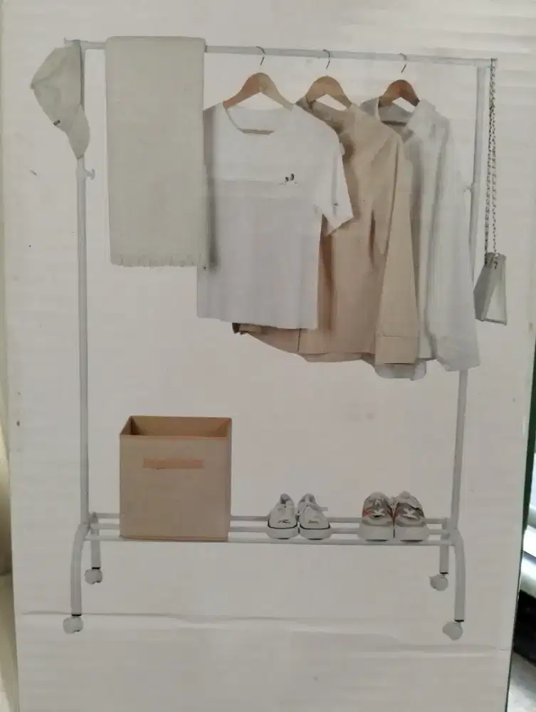 GANTUNGAN BAJU MULUS TIDAK ADA KARAT PRODUK AZKO