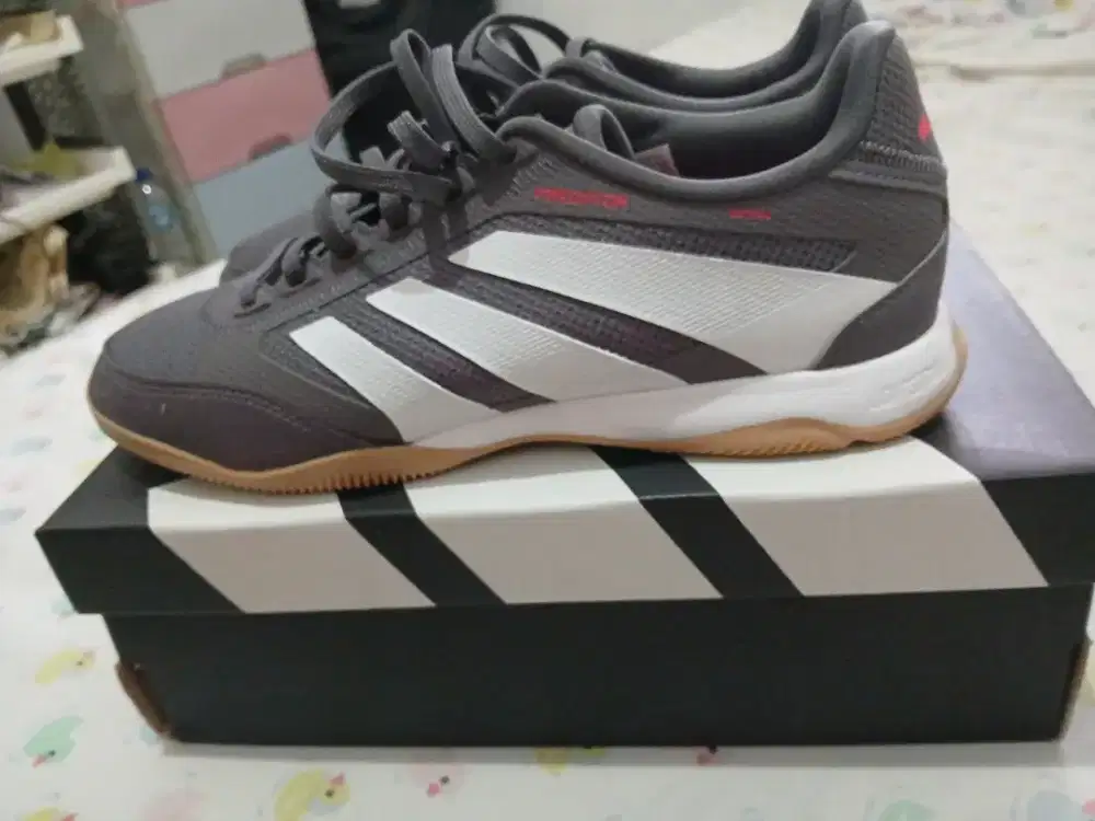 Sepatu Futsal Adidas Predator League In