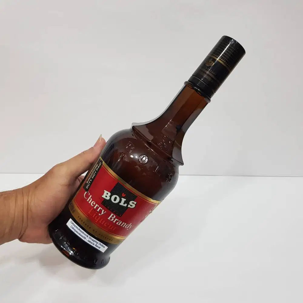 Botol Kosong Bos Ceri Koleksi Botol Bekas Minuman Import Hiasan Kamar