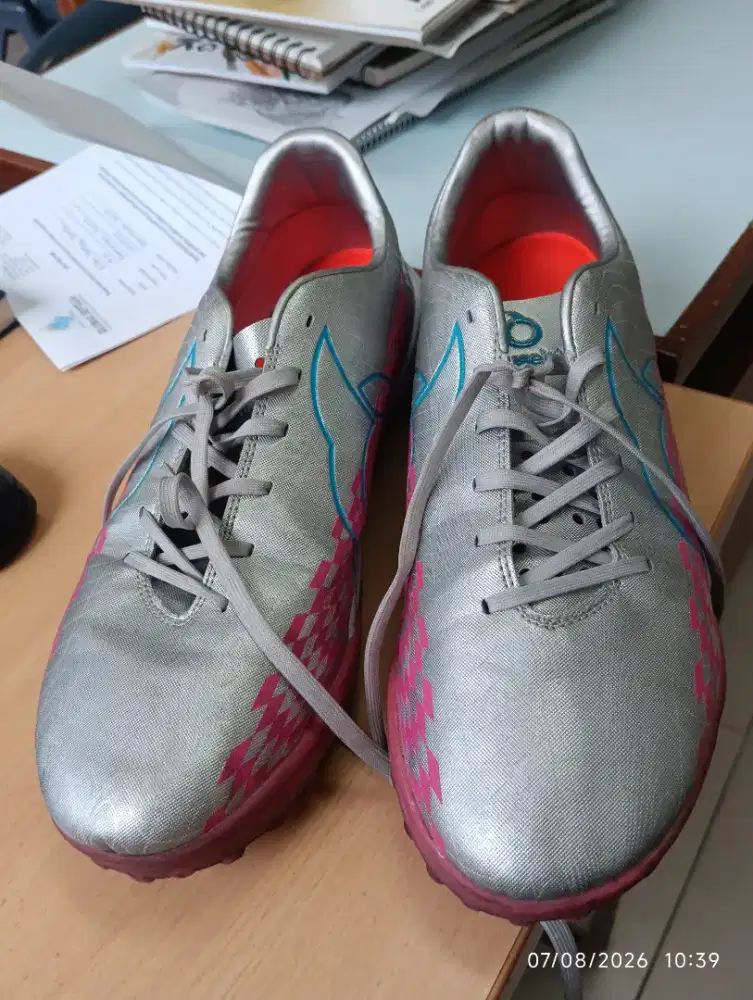 Sepatu futsal/mini soccer
