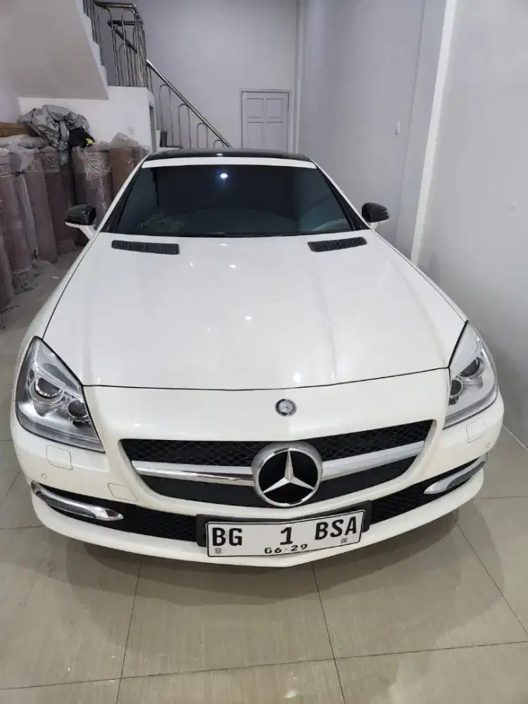 Mercedes benz slk 200 tahun 2011
